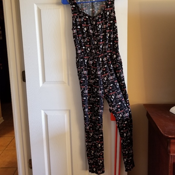 EUC Native Pattern Romper - Picture 2 of 3